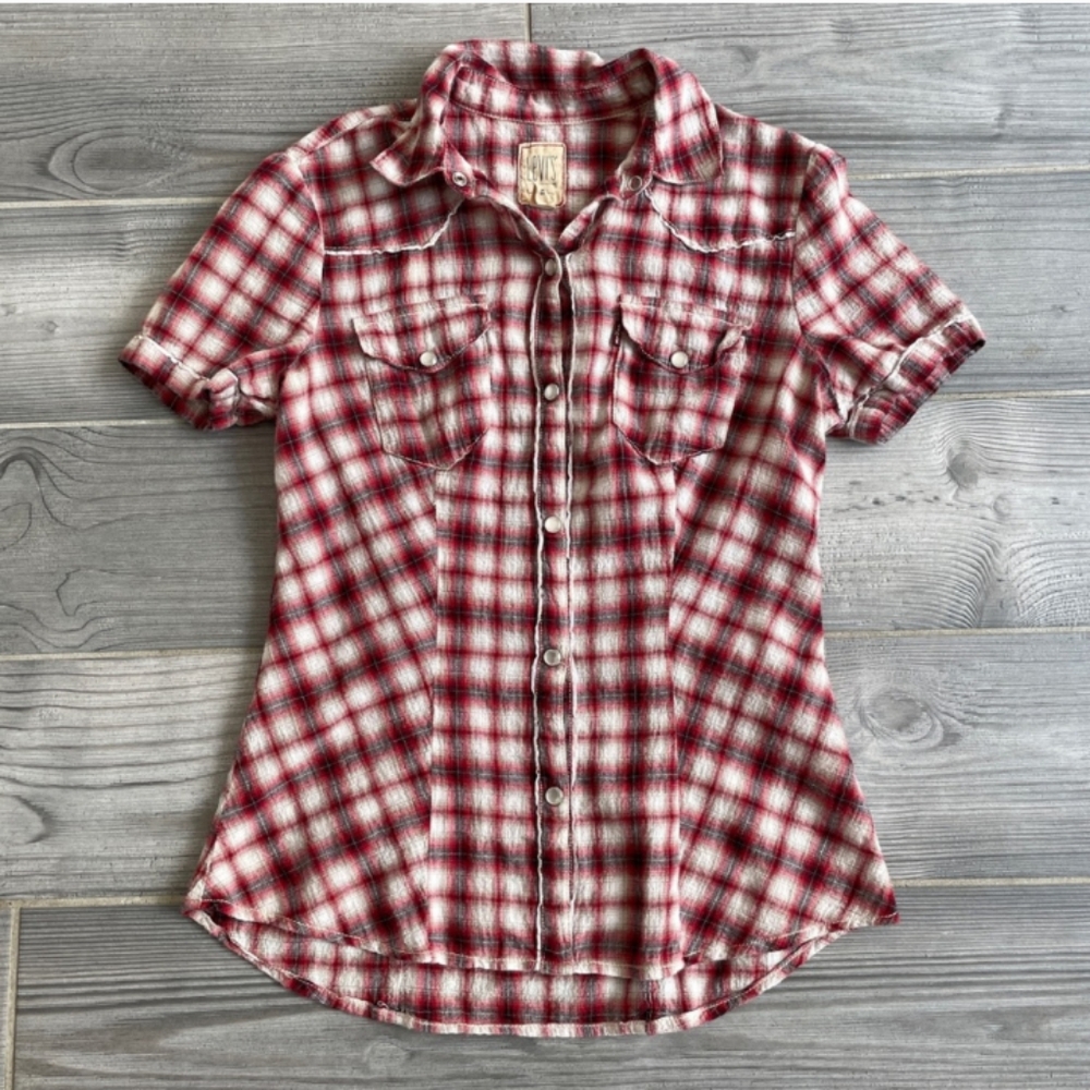 New Levi's Women's Red Burgundy & White Short Sleeve Cotton Plaid Shirt XS.